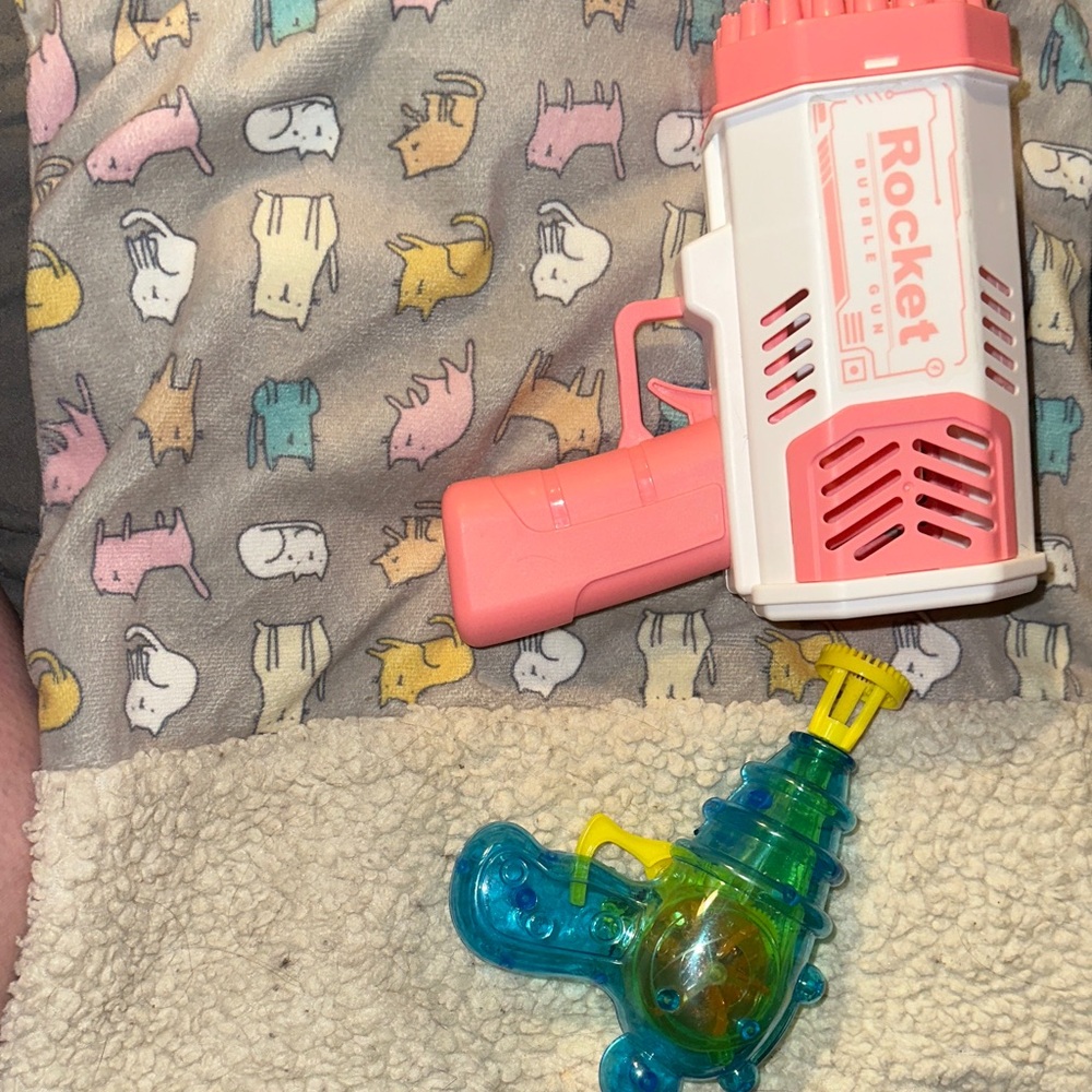 Bubble Blaster - Pink and White